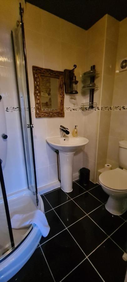 Spacious, 5 Bed House For 9 In צ'סטר מראה חיצוני תמונה